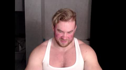 Snapshot of magicmax2017 chatting on March 4, 2025, 6:29 pm magicmax2017 online show from March 4, 2025, 6:29 pm