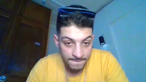 Snapshot of magico_9809 chatting on January 28, 2025, 8:15 pm BRAYAN online show from January 28, 2025, 8:15 pm