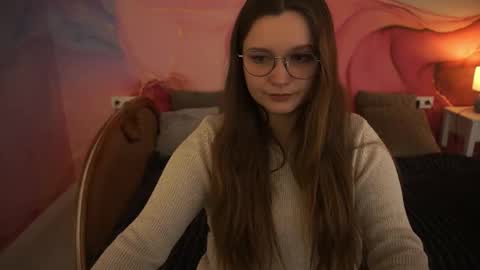 Emily online show from November 9, 2025, 1:53 pm