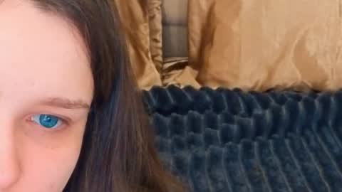 Emily online show from May 1, 2026, 5:56 am