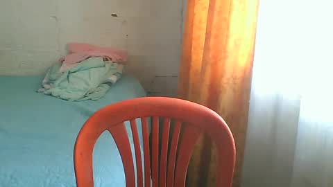 Maggie Taylor online show from October 14, 2025, 6:31 pm