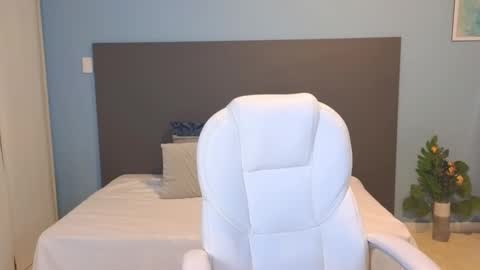 Snapshot of maiaa_ruiz chatting on January 18, 2025, 1:40 pm Maiaa Ruiz online show from January 18, 2025, 1:40 pm