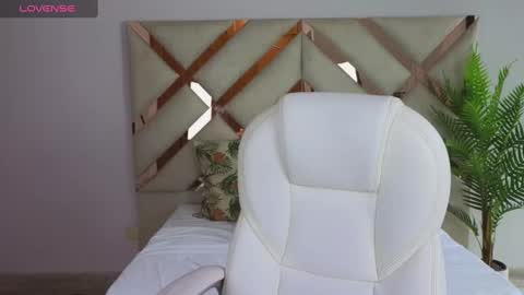 Snapshot of maiaa_ruiz chatting on March 7, 2025, 1:40 pm Maiaa Ruiz online show from March 7, 2025, 1:40 pm