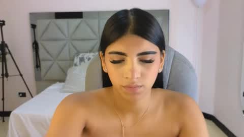 Snapshot of maiaa_ruiz chatting on February 24, 2026, 2:37 pm Maiaa Ruiz online show from February 24, 2026, 2:37 pm