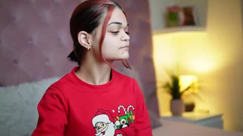  Maia  online show from January 9, 2026, 11:06 pm