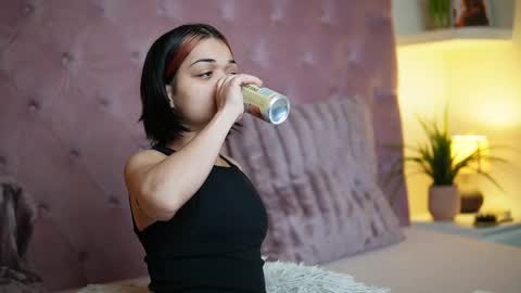  Maia  online show from February 12, 2026, 10:05 pm