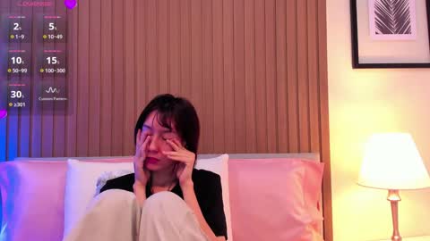 maibys online show from January 12, 2025, 4:00 am