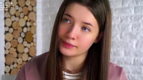 Lucy online show from November 9, 2025, 2:10 am