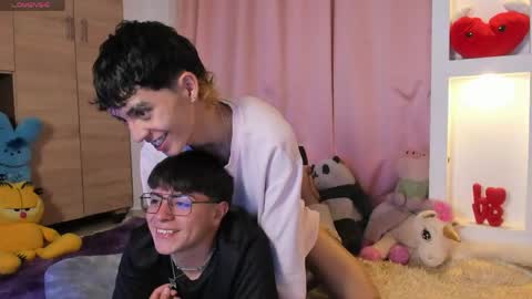 maiky_cooper01 online show from April 25, 2026, 6:49 am