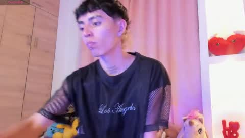 maiky_cooper01 online show from April 26, 2026, 11:57 pm