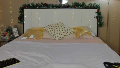 Snapshot of mailymilf chatting on January 11, 2025, 7:49 am Sofi online show from January 11, 2025, 7:49 am