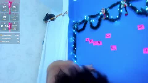 Snapshot of mailyn_er chatting on December 10, 2024, 11:40 pm Mailyn online show from December 10, 2024, 11:40 pm