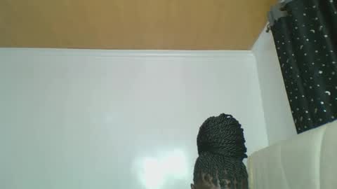 maira luv1 online show from February 25, 2026, 9:19 am