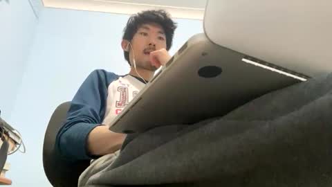 David Sae Hymn Cho online show from December 18, 2025, 6:47 pm