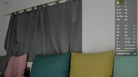 Snapshot of maison_sofiaa chatting on January 13, 2025, 5:12 am online show from January 13, 2025, 5:12 am