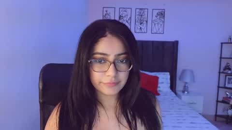 Snapshot of maite_kanes chatting on July 15, 2026, 10:48 pm Maite online show from July 15, 2026, 10:48 pm