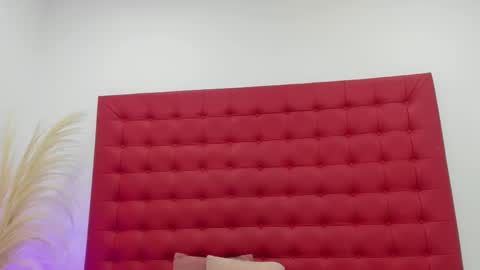 maite_smith69 online show from February 27, 2025, 11:41 am