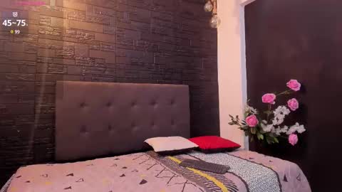 maite_smith69 online show from March 4, 2025, 12:01 pm