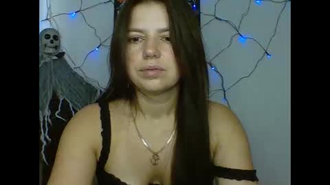 make_mesmile online show from November 2, 2025, 7:00 am