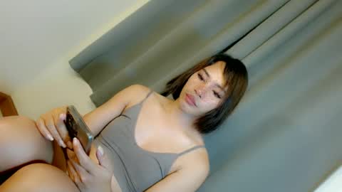 Snapshot of makeit_reyn chatting on June 23, 2026, 6:50 pm Reyn online show from June 23, 2026, 6:50 pm