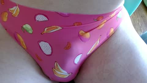 makemeplease89 online show from April 28, 2026, 5:18 pm