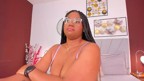 makena online show from October 5, 2025, 3:38 am