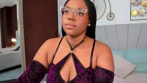 makena online show from March 18, 2026, 3:20 am