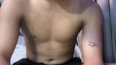 makeyoumineee online show from April 17, 2026, 1:25 pm