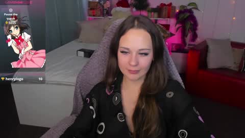 Makima online show from December 27, 2024, 1:39 pm