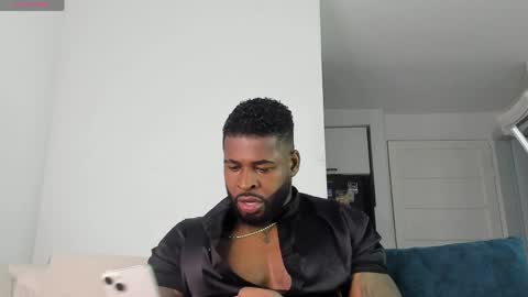 Snapshot of makonneen chatting on May 24, 2026, 1:43 am Makonnen online show from May 24, 2026, 1:43 am
