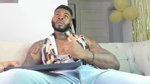 Makonnen online show from May 27, 2026, 11:02 pm