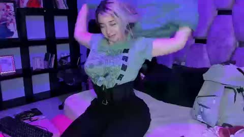 Snapshot of maky_coss chatting on March 12, 2026, 1:17 pm maky_coss online show from March 12, 2026, 1:17 pm