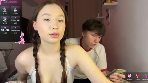 Snapshot of malcolm_yang chatting on October 28, 2025, 7:16 pm Tom and Mark 3 online show from October 28, 2025, 7:16 pm