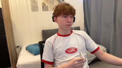 Snapshot of malcolm_yang chatting on January 6, 2026, 5:16 pm Tom and Mark 3 online show from January 6, 2026, 5:16 pm