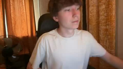 Snapshot of malcolm_yang chatting on July 16, 2026, 2:17 am Tom and Mark 3 online show from July 16, 2026, 2:17 am