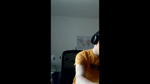 male20y online show from May 28, 2026, 4:48 pm
