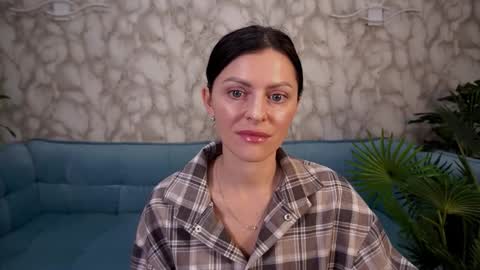 maleficentcrown online show from November 11, 2025, 8:25 am