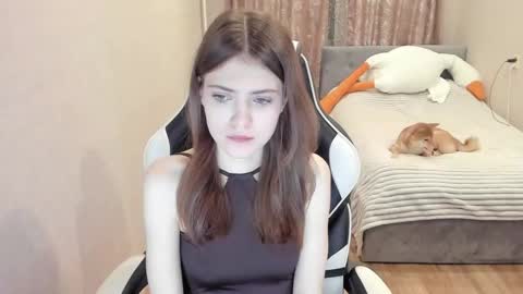 Malia online show from January 20, 2025, 11:54 pm
