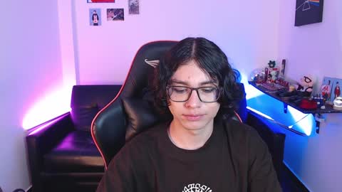 Malik  online show from January 1, 2025, 7:53 pm