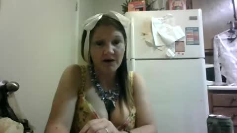 Snapshot of malinda702 chatting on January 13, 2025, 8:26 am malinda702 online show from January 13, 2025, 8:26 am