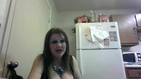 Snapshot of malinda702 chatting on January 17, 2025, 7:38 pm malinda702 online show from January 17, 2025, 7:38 pm