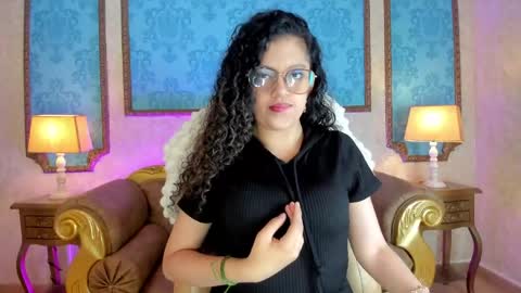 maloryjones online show from May 29, 2026, 12:03 pm