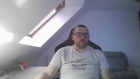 breton online show from December 5, 2024, 8:33 am