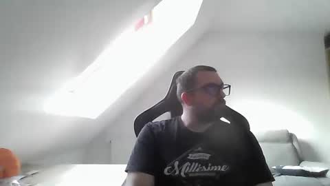 breton online show from December 31, 2024, 2:14 pm