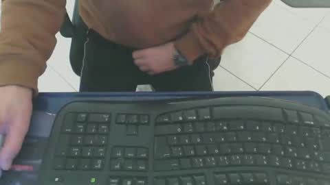 maly246 online show from February 10, 2026, 8:29 am