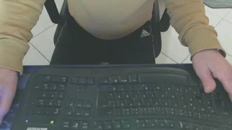 maly246 online show from February 14, 2026, 12:24 pm