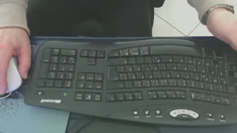 maly246 online show from February 23, 2026, 8:44 am