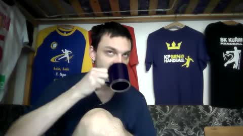 Snapshot of mamamia1789 chatting on January 9, 2025, 9:06 am mamamia1789 online show from January 9, 2025, 9:06 am