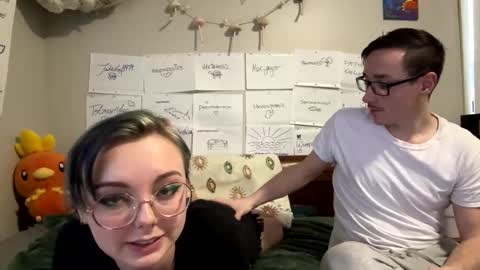 MamiCloudz online show from March 9, 2025, 12:10 am