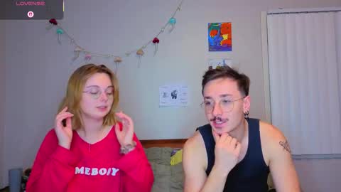 MamiCloudz online show from October 25, 2025, 12:40 am